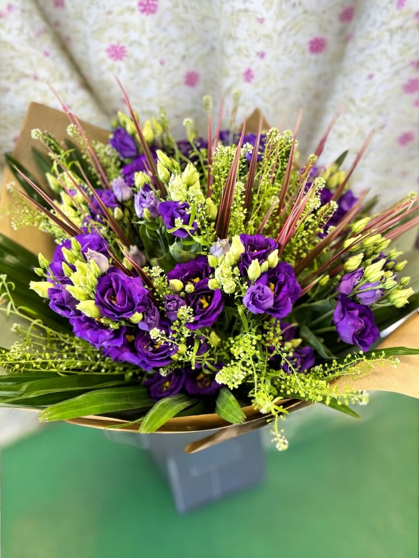 Luscious Lisianthus