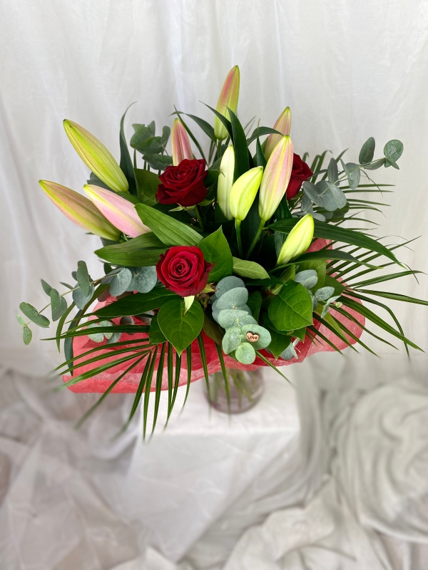Red Rose & Scented Oriental Lily Vase