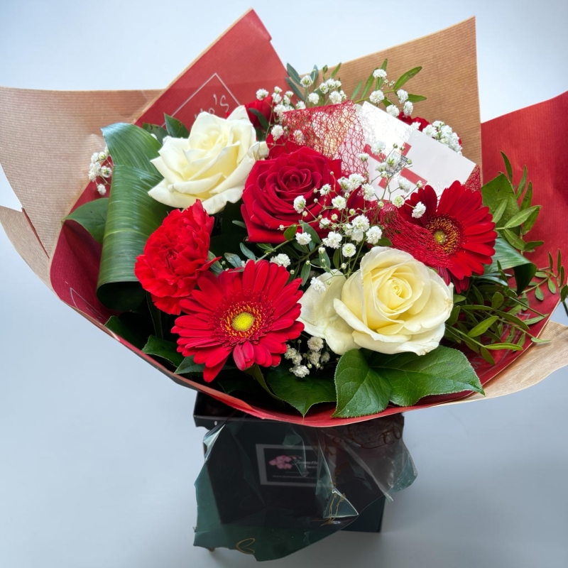 Three Lions Bouquet