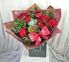 Suprise me Christmas bouquet
