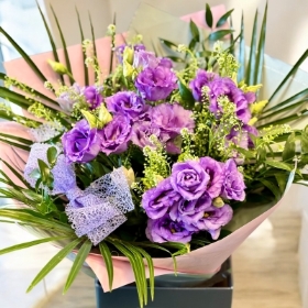 Luscious Lisianthus