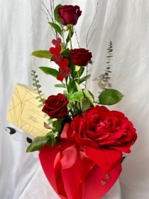 Simplistic rose gift box